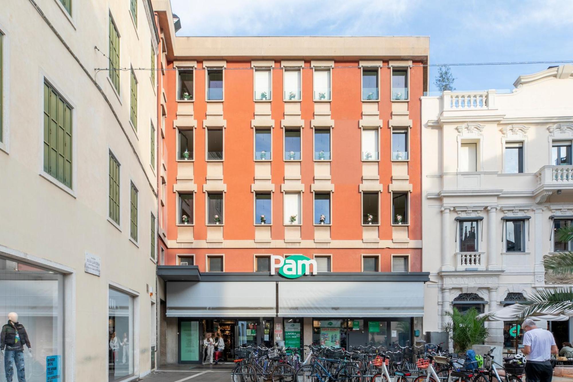 Erik Langer Pedrocchi Suites Padoue Extérieur photo