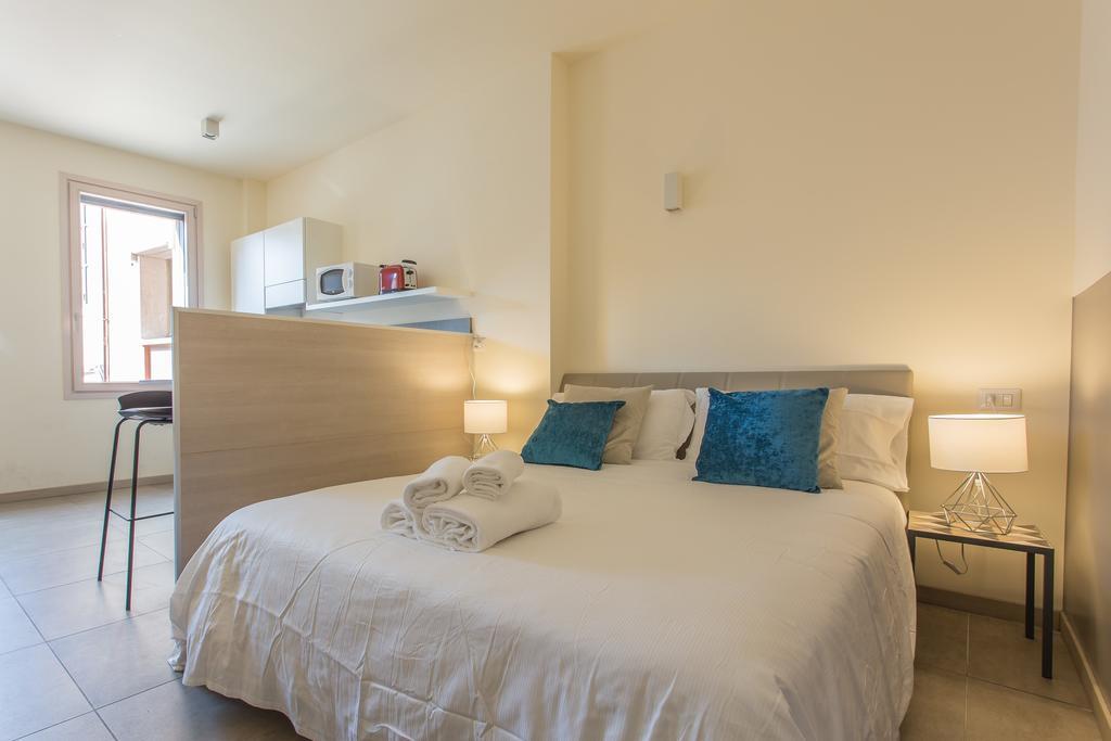 Erik Langer Pedrocchi Suites Padoue Extérieur photo