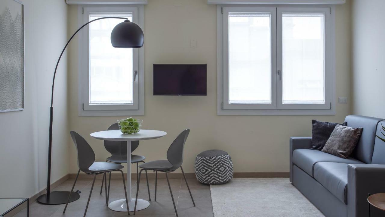 Erik Langer Pedrocchi Suites Padoue Extérieur photo