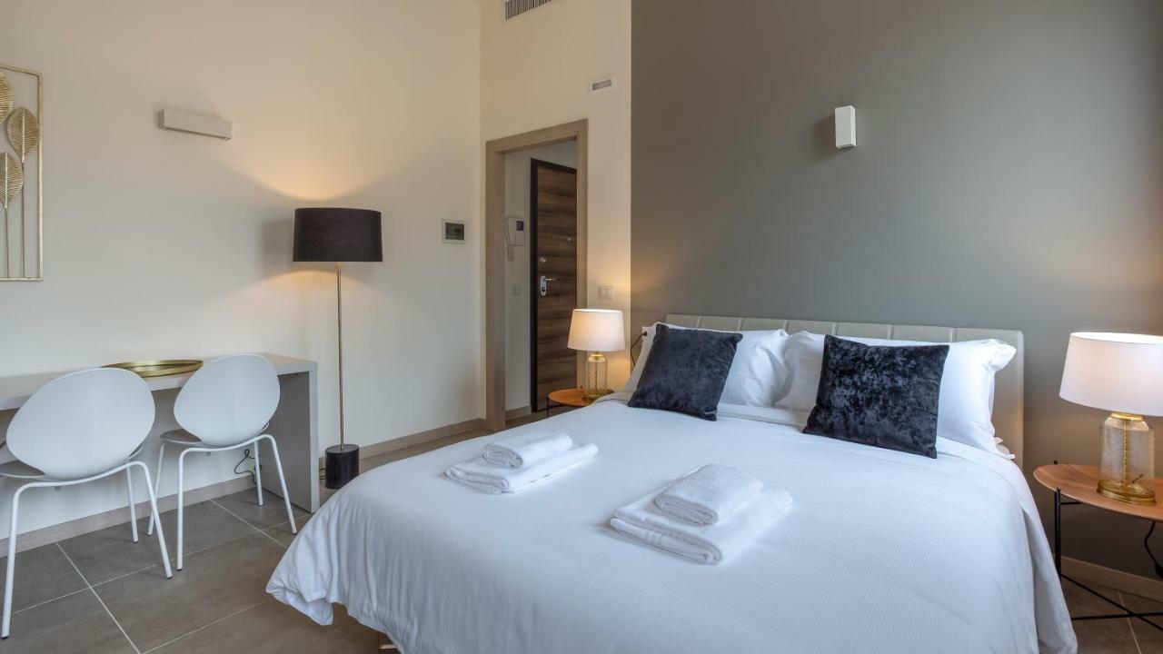 Erik Langer Pedrocchi Suites Padoue Extérieur photo